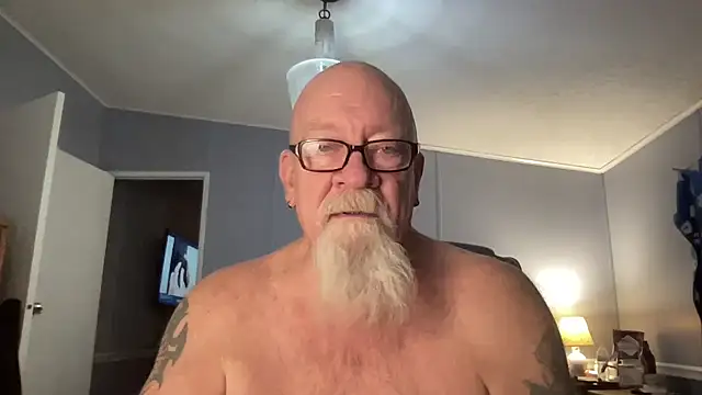 Snapshot of kcbace61760 chatting on February 7, 2026, 2:59 am kcbace61760 online show from February 7, 2026, 2:59 am