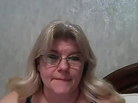 Diana 49 online show from March 9, 2025, 4:11 pm