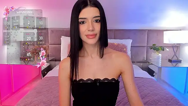 JasmiLyn online show from February 7, 2025, 8:10 pm