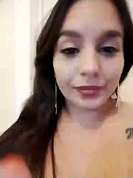 Snapshot of piiruwx chatting on December 7, 2024, 11:45 pm piiruwx online show from December 7, 2024, 11:45 pm