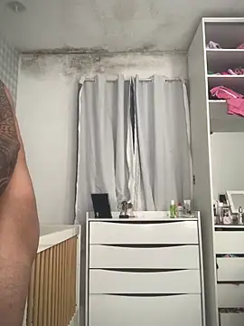 moreno3398 online show from September 27, 2025, 5:07 pm