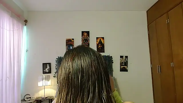 Snapshot of 3littleschoolteens chatting on November 10, 2025, 7:46 pm 3littleschoolteens online show from November 10, 2025, 7:46 pm