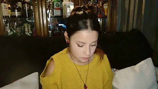 Snapshot of 3littleschoolteens chatting on December 4, 2025, 6:12 am 3littleschoolteens online show from December 4, 2025, 6:12 am