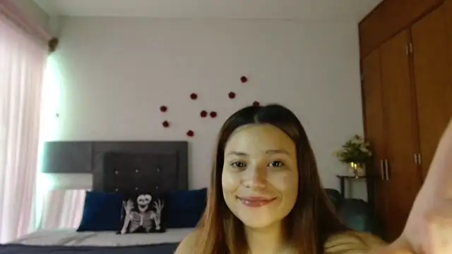 Snapshot of 3littleschoolteens chatting on July 16, 2026, 6:47 pm 3littleschoolteens online show from July 16, 2026, 6:47 pm