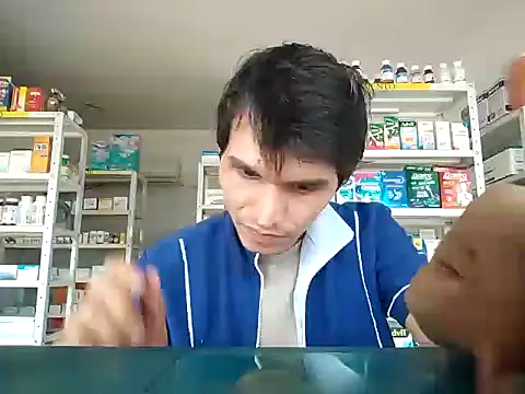 Snapshot of PrivCamZone chatting on October 31, 2025, 7:59 pm PrivCamZone online show from October 31, 2025, 7:59 pm