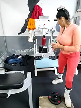 LaInsaciableIntensa online show from September 27, 2025, 2:00 pm