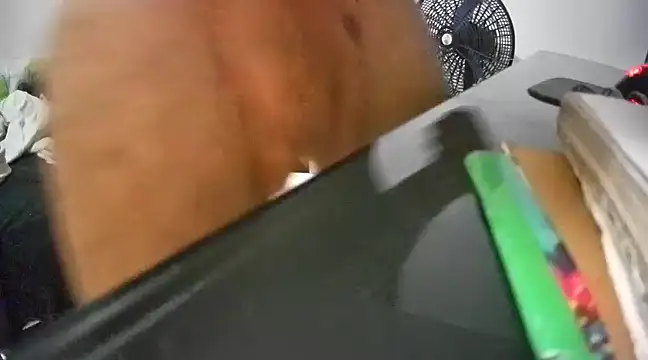 lechero226 online show from January 20, 2025, 3:37 am