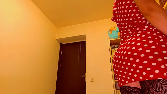purpleariellx online show from May 30, 2026, 12:08 am