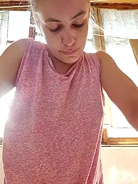 Keli Jessi online show from July 15, 2026, 7:57 am