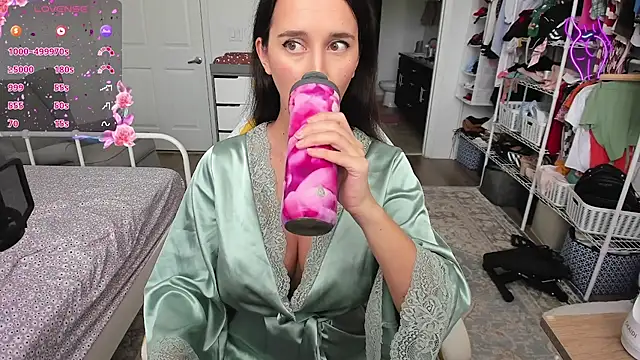 Snapshot of sweetbuttocks1 chatting on February 4, 2026, 5:41 pm sweetbuttocks1 online show from February 4, 2026, 5:41 pm