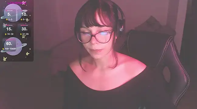 Snapshot of modjo_ chatting on March 6, 2025, 10:41 am modjo online show from March 6, 2025, 10:41 am