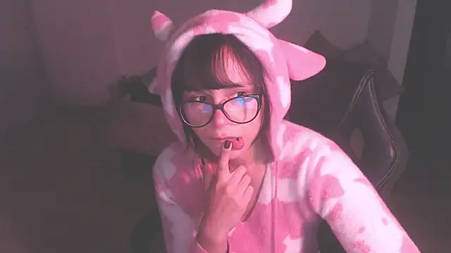 Snapshot of modjo_ chatting on October 7, 2025, 4:53 am modjo online show from October 7, 2025, 4:53 am