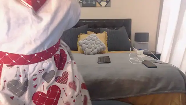 Snapshot of Creamyass22 chatting on December 14, 2024, 10:13 am Creamyass22 online show from December 14, 2024, 10:13 am