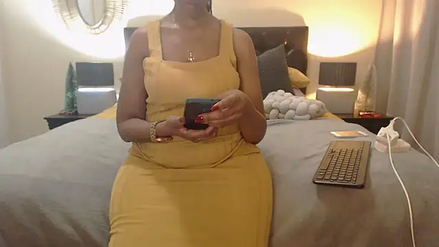 Snapshot of Creamyass22 chatting on December 16, 2024, 7:00 pm Creamyass22 online show from December 16, 2024, 7:00 pm