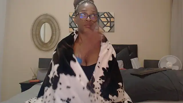 Snapshot of Creamyass22 chatting on January 17, 2025, 7:27 pm Creamyass22 online show from January 17, 2025, 7:27 pm