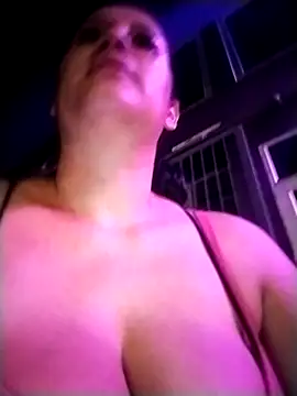 Snapshot of keilymadam chatting on December 14, 2025, 5:13 am keilymadam online show from December 14, 2025, 5:13 am