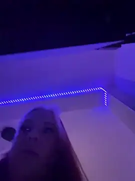 AnjaAmelia online show from February 26, 2026, 7:24 pm