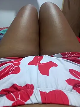 annie-19 online show from November 13, 2025, 4:00 am