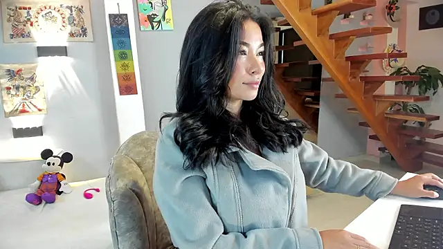 CelesteBreedlove online show from February 20, 2026, 12:27 pm