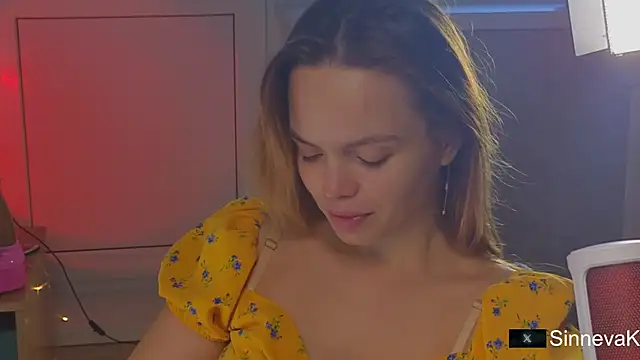 sinteas online show from November 25, 2025, 10:26 am