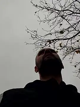 Govora online show from November 23, 2025, 1:33 pm