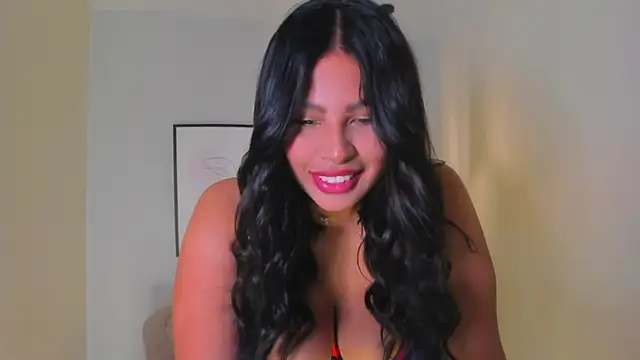 Snapshot of Carlota_peach chatting on October 31, 2025, 9:16 pm Carlota peach online show from October 31, 2025, 9:16 pm