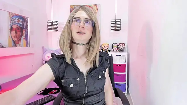 Snapshot of KimberlyJohnsoon chatting on April 28, 2026, 11:10 pm KimberlyJohnsoon online show from April 28, 2026, 11:10 pm