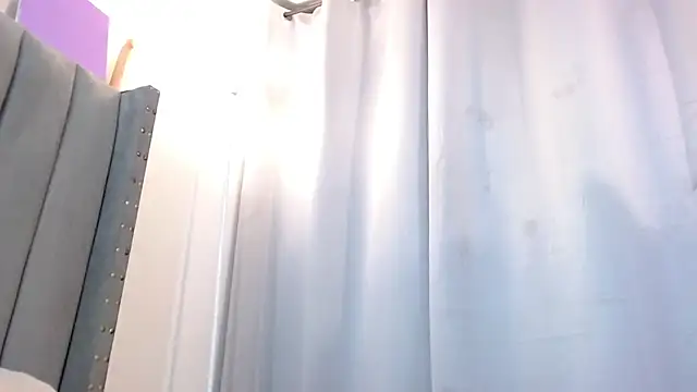 dojacandice online show from February 1, 2025, 2:47 am