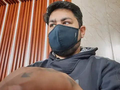 Snapshot of A4h_odin1 chatting on November 13, 2025, 7:18 am A4h odin1 online show from November 13, 2025, 7:18 am