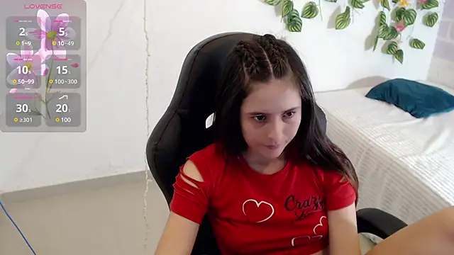 tania sweet   online show from December 14, 2024, 7:46 pm