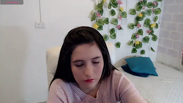 tania sweet   online show from December 19, 2025, 3:52 pm