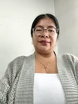 Snapshot of __valentina18 chatting on November 15, 2025, 1:07 pm valentina18 online show from November 15, 2025, 1:07 pm