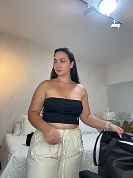 Snapshot of ava_blue chatting on April 16, 2026, 6:19 pm ava blue online show from April 16, 2026, 6:19 pm