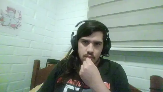 hung weeb online show from October 21, 2025, 12:44 am