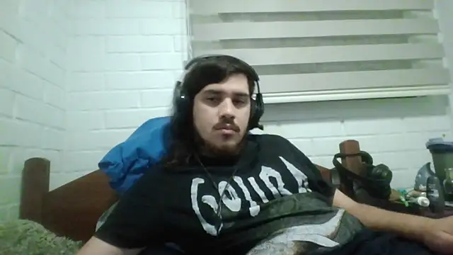 hung weeb online show from April 18, 2026, 2:26 am