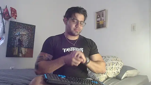 Snapshot of _Coddygold_ chatting on December 27, 2024, 12:34 pm Coddygold online show from December 27, 2024, 12:34 pm