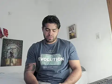 Snapshot of _Coddygold_ chatting on January 2, 2025, 11:52 am Coddygold online show from January 2, 2025, 11:52 am