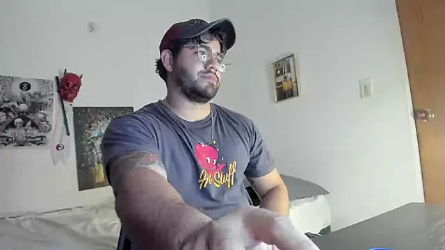 Snapshot of _Coddygold_ chatting on January 8, 2025, 11:30 pm Coddygold online show from January 8, 2025, 11:30 pm