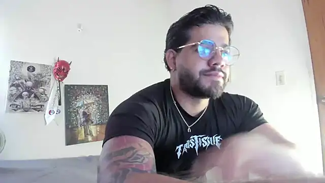 Snapshot of _Coddygold_ chatting on January 12, 2025, 12:23 pm Coddygold online show from January 12, 2025, 12:23 pm