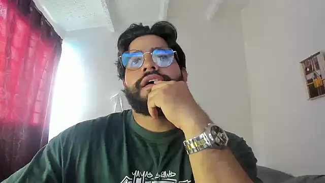 Snapshot of _Coddygold_ chatting on March 5, 2025, 3:40 pm Coddygold online show from March 5, 2025, 3:40 pm