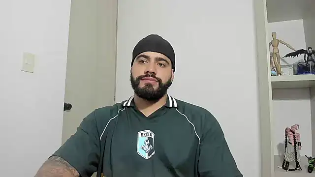 Snapshot of _Coddygold_ chatting on September 19, 2025, 12:23 am Coddygold online show from September 19, 2025, 12:23 am