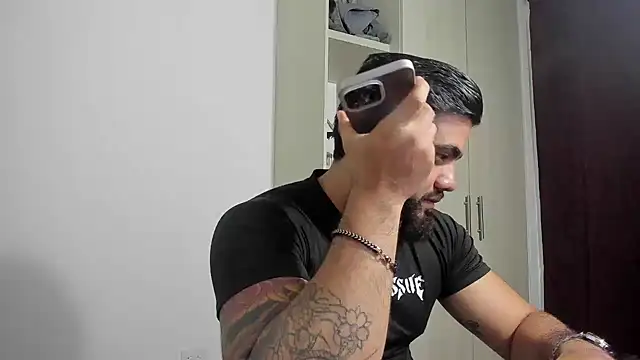 Snapshot of _Coddygold_ chatting on October 28, 2025, 12:09 pm Coddygold online show from October 28, 2025, 12:09 pm