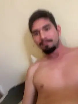 Snapshot of Tomthelong chatting on January 2, 2025, 10:55 pm Tomthelong online show from January 2, 2025, 10:55 pm