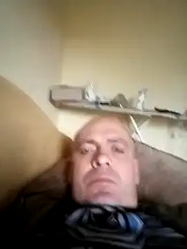 Snapshot of Robertvirt chatting on September 23, 2025, 2:31 pm Robertvirt online show from September 23, 2025, 2:31 pm