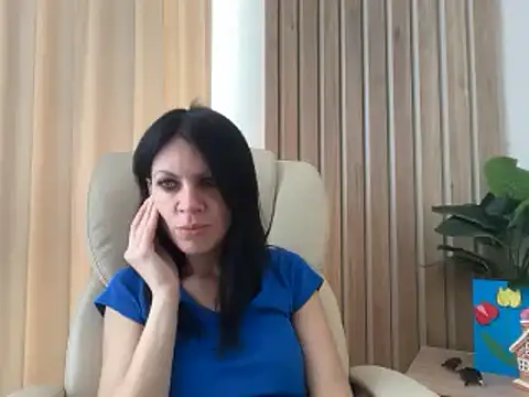 Snapshot of InjaAtHome chatting on May 16, 2026, 8:11 am InjaAtHome online show from May 16, 2026, 8:11 am