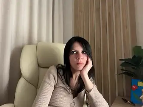 Snapshot of InjaAtHome chatting on May 25, 2026, 6:36 pm InjaAtHome online show from May 25, 2026, 6:36 pm