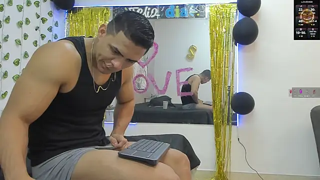 ChoreyTaiylor online show from September 26, 2025, 3:05 pm