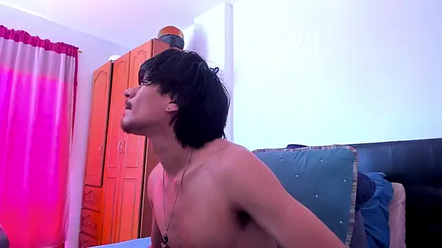 Eiden allenx online show from February 20, 2026, 6:41 pm