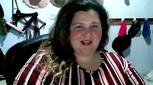 Snapshot of squirt322bbw chatting on March 22, 2025, 1:54 am squirt322bbw online show from March 22, 2025, 1:54 am