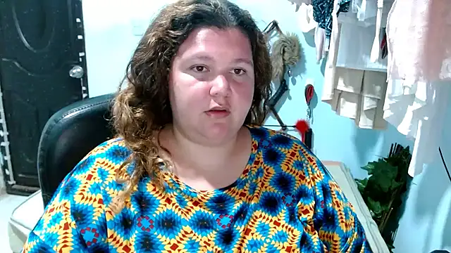 squirt322bbw online show from November 3, 2025, 12:24 am